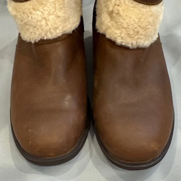 NWOT UGG Blayre II Shearling Leather Booties – Size 8 - Picture 12 of 16